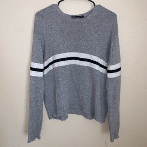 Brandy Melville long sleeve sweater
